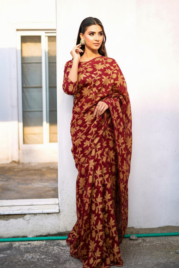Banarsi Formal Gown Saree - Image 3